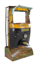 Lade das Bild in den Galerie-Viewer, Barschrank Tuk-Tuk
